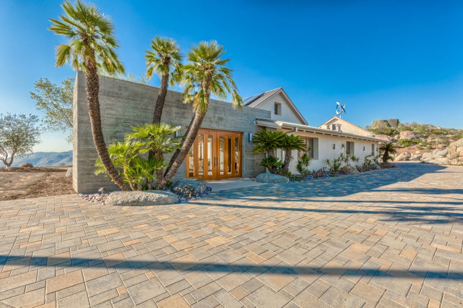 Casa aguila entrance