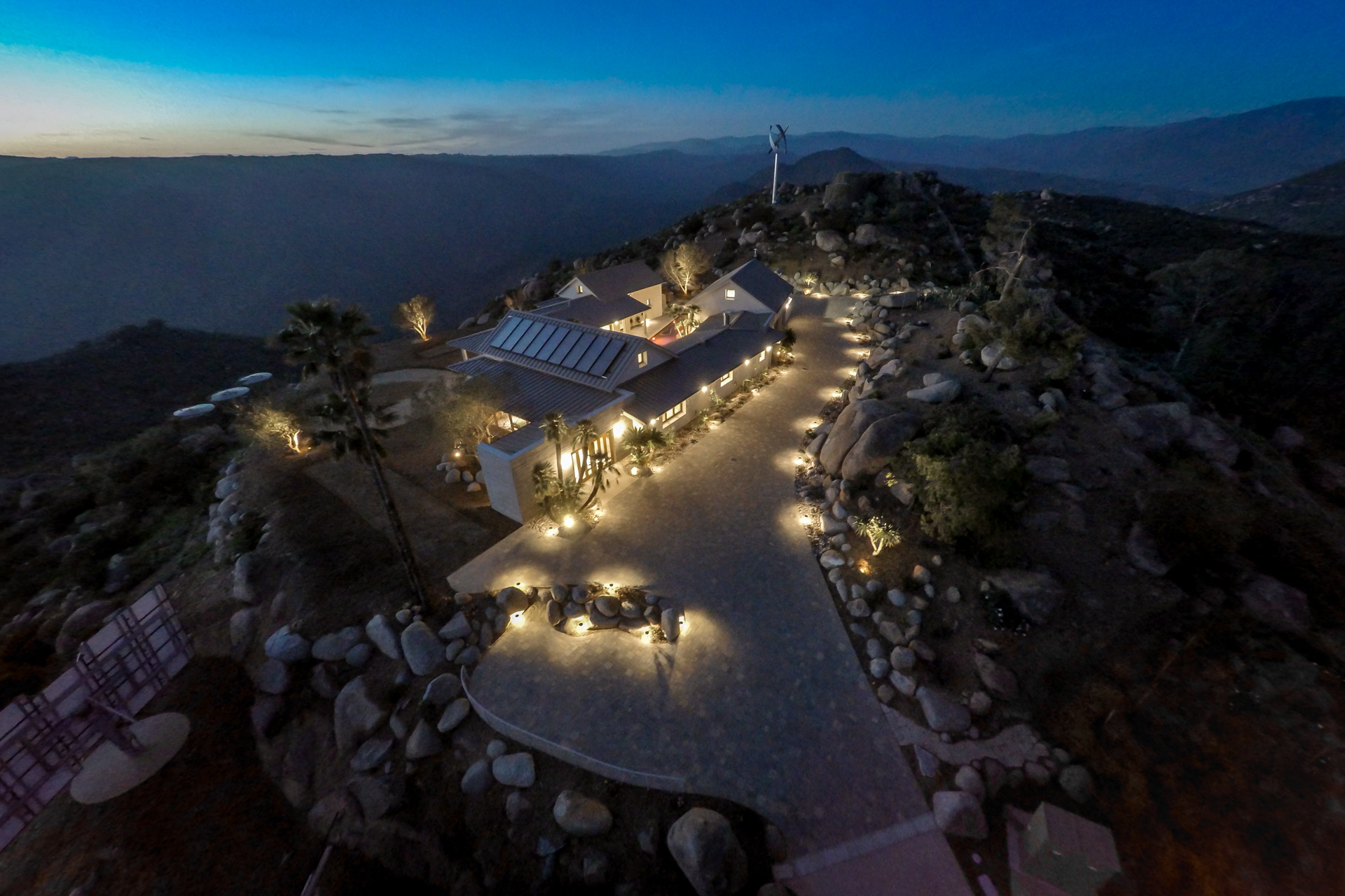 casa aguila at night